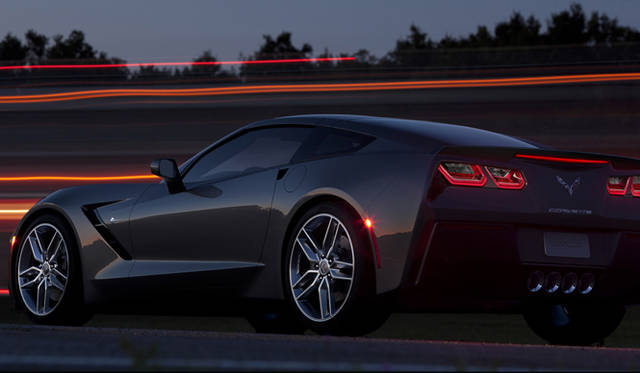 <strong>Chevrolet Corvette Stingray｜シボレー コルベット スティングレイ</strong>