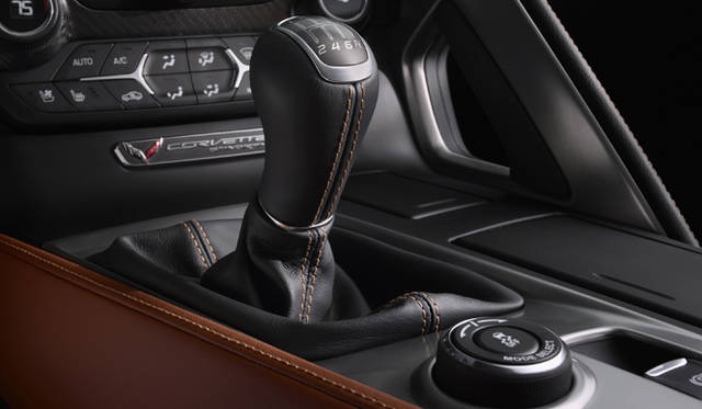 <strong>Chevrolet Corvette Stingray｜シボレー コルベット スティングレイ</strong>