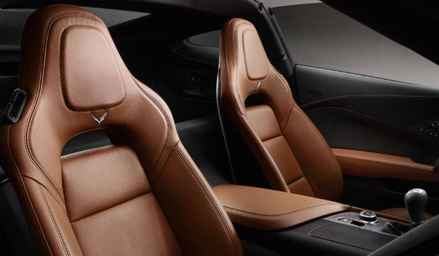 <strong>Chevrolet Corvette Stingray｜シボレー コルベット スティングレイ</strong>