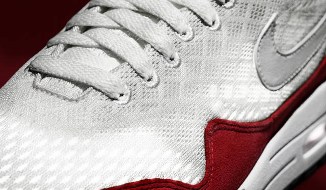 <strong>NIKE SPORTSWEAR｜ナイキ スポーツウェア</strong>　