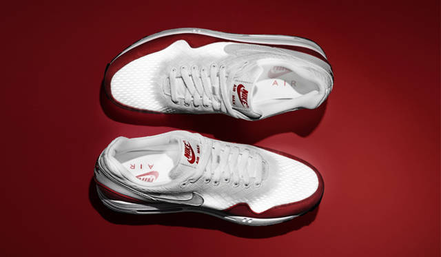 <strong>NIKE SPORTSWEAR｜ナイキ スポーツウェア</strong>　