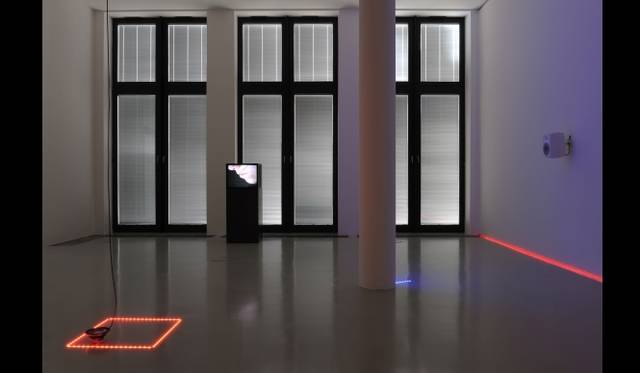 <strong>ART│日本初個展となるハルーン・ミルザ展</strong>　“Acid Reign” 2012, Installation shot at Ernst Schering Foundation, Berlin. Photo by Uwe Walter, © Schering Stiftung