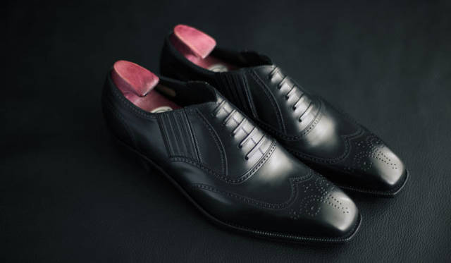 <strong>Anthony Cleverly｜アンソニー・クレバリー</strong>　