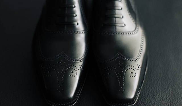 <strong>Anthony Cleverly｜アンソニー・クレバリー</strong>　