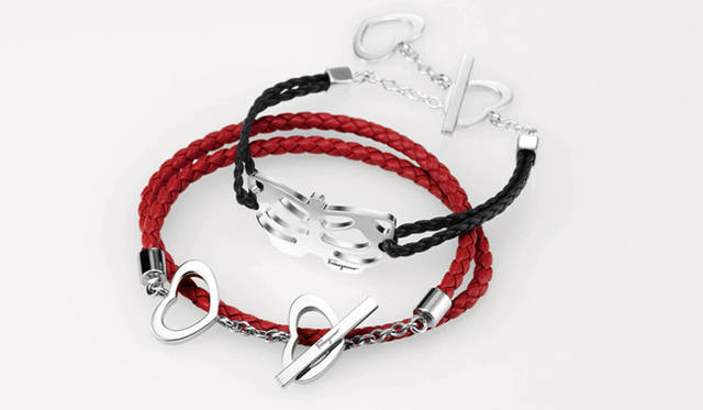 <strong>Salvatore Ferragamo｜サルヴァトーレ フェラガモ</strong>　愛の季節に贈るふたつのブレスレット