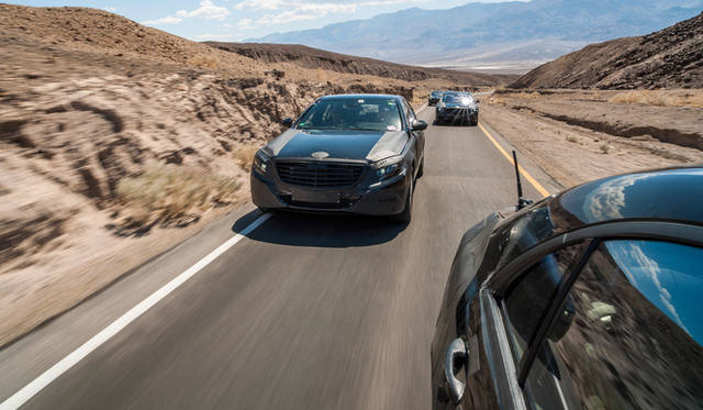 <strong>Mercedes-Benz TecDay Intelligent Drive｜メルセデス・ベンツ テックデイ インテリジェント ドライブ</strong><br />テクノロジーテスト中の新型Sクラス