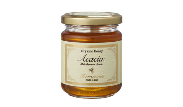 <strong>Terracuore｜テラクオーレ</strong>　爽やかな味わいが特徴のアカシアの蜜。「テラクオーレ」のスキンケア、ボディケアにも使われるタイプのはちみつである。　オーガニックはちみつ「アカシア」[250g]　1890円