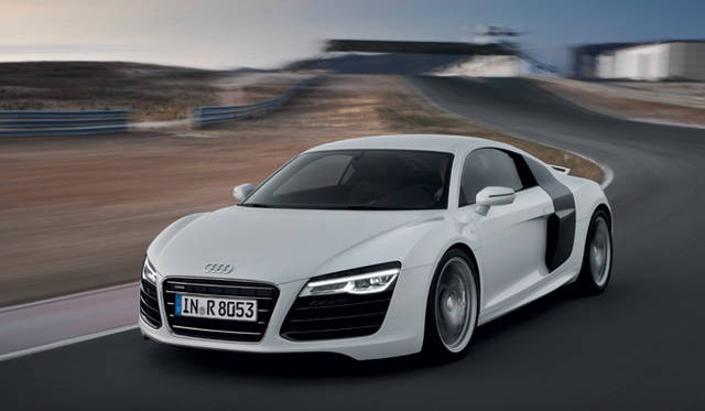 <strong>Audi R8 ｜アウディ R8</strong>