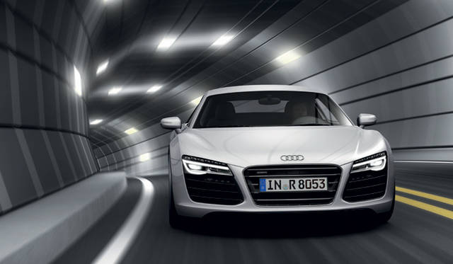 <strong>Audi R8 ｜アウディ R8</strong>