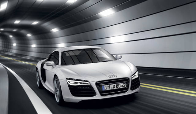 <strong>Audi R8 ｜アウディ R8</strong>