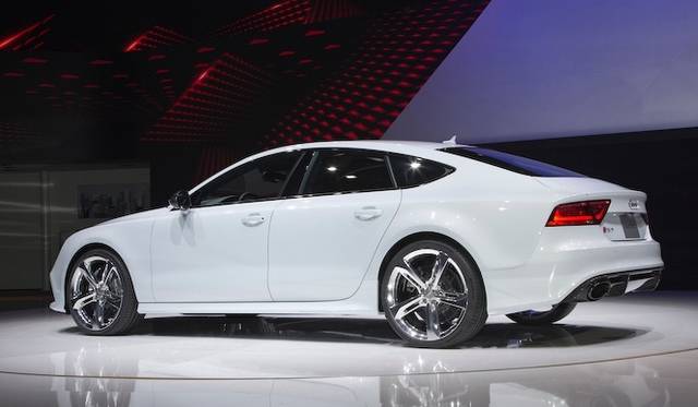 <strong>Audi RS7 Sportback｜アウディ RS7 スポーツバック</strong>