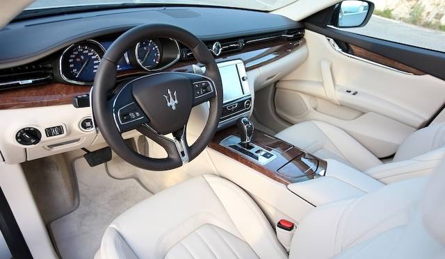 <strong>Maserati Quattroporte｜マセラティ クアトロポルテ</strong>