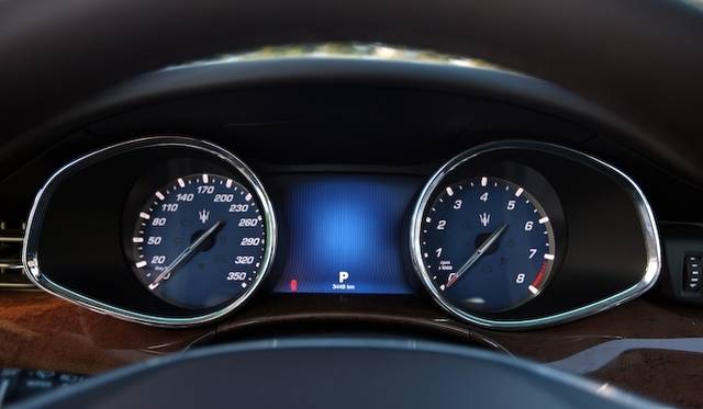 <strong>Maserati Quattroporte｜マセラティ クアトロポルテ</strong>