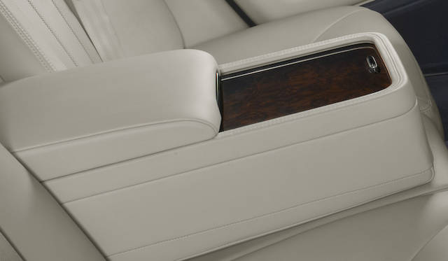 <strong>Bentley Mulsanne ｜ベントレー ミュルザンヌ</strong>