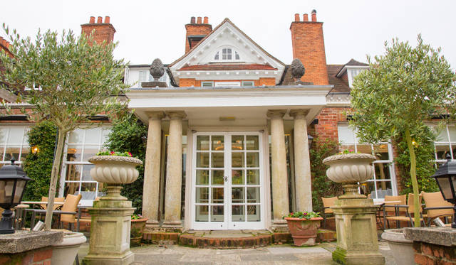 <strong>伝統と革新の英国ロイヤル文化を巡る旅</strong>　