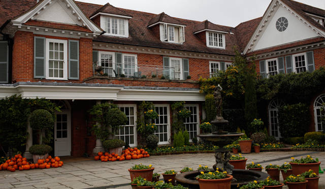 <strong>伝統と革新の英国ロイヤル文化を巡る旅</strong>　