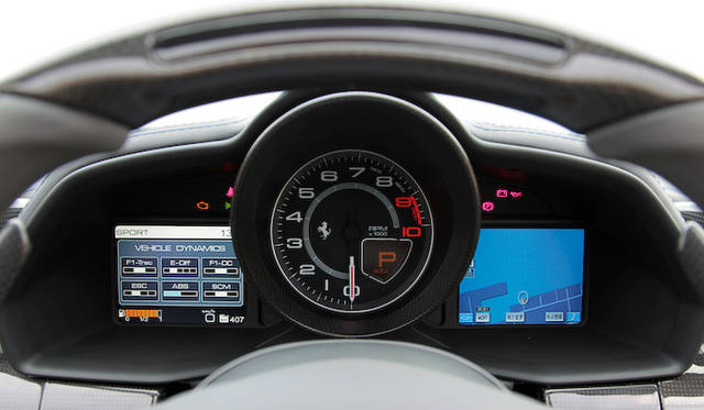 <strong>Ferrari 458 Spider｜フェラーリ 458スパイダー</strong>