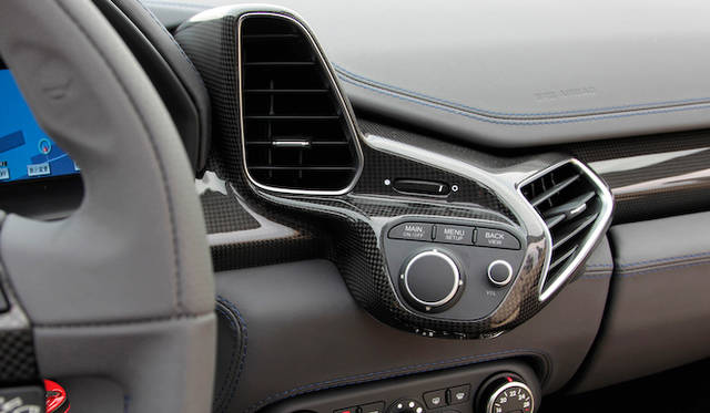 <strong>Ferrari 458 Spider｜フェラーリ 458スパイダー</strong>