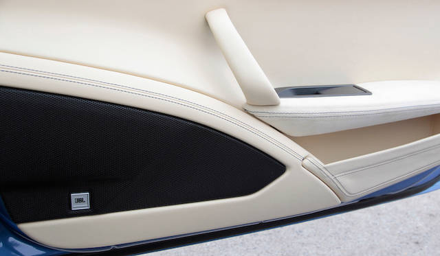 <strong>Ferrari 458 Spider｜フェラーリ 458スパイダー</strong>