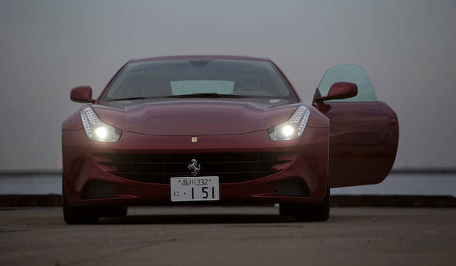 <strong>Ferrari FF｜フェラーリ FF</strong>