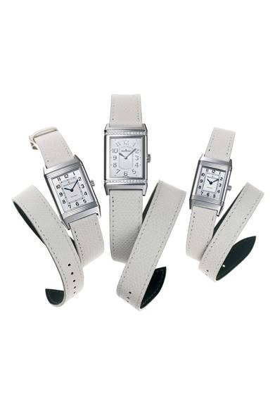 写真左から、レベルソ・クラシック、グランド・レベルソ ・レディ・ウルトラスリム、レベルソ・レディ（SSモデル）<br /><br /><strong>グランド・レベルソ・レディ・ウルトラスリム</strong><br />価格│ステンレススティール76万6500円<br /><br /><strong>レベルソ・クラシック</strong><br />価格│ステンレススティール50万4000円<br /><br /><strong>レベルソ・レディ</strong><br />価格│ステンレススティール50万4000円<br /><br /><strong>ヴァレクストラ製ダブルストラップ</strong><br />価格│各2万9400円<br /><br />ジャガー・ルクルト<br />Tel.03-3288-6370<br />http://www.jaeger-lecoultre.com<br />