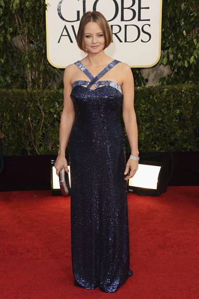 今回の授賞式では、檀上で同性愛者であることを告白したことも大きな話題となったジョディ・フォスター。映画界に大きな貢献をした人物に与えられる「セシル・B・デミル賞」を受賞した。ジョルジオ アルマーニ着用。