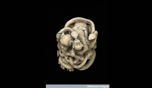 <strong>ART FILE 06｜「DEATH: A self-Portrait」</strong>　Japanese Ivory Okimono, c.1880 Credit:The Richard Harris Collection