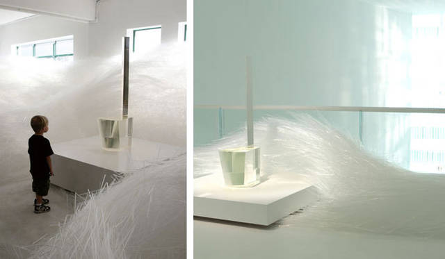 <strong>ニッポンのデザイナー連続インタビュー（3）吉岡徳仁</strong>　Rainbow Chair　Designer of the Year / Design Miami 2008