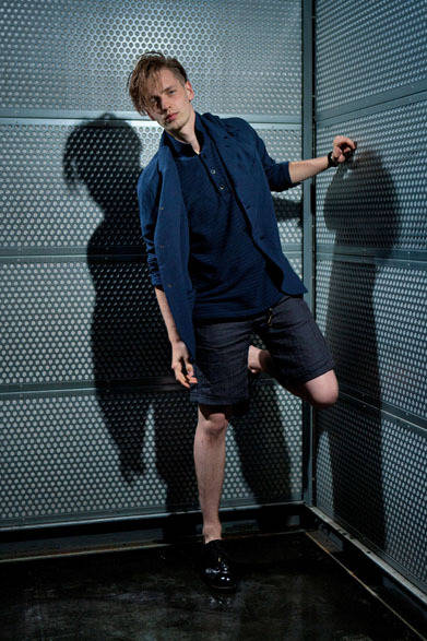 <strong>The Letters｜レターズ</strong>　2013春夏コレクション　リラックスラペルジャケット2万9400円、スウェットボーダーS/Sポロ1万9950円、レギュラーショートパンツ3万3600円