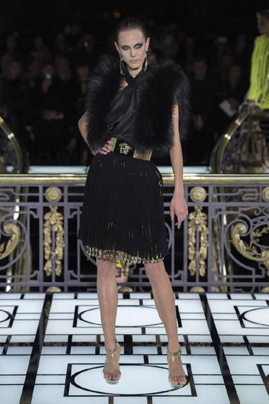 <strong>Atelier Versace｜アトリエ ヴェルサーチ</strong>　2013年春夏オートクチュール コレクション