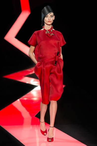 <strong>Armani Privé｜アルマーニ プリヴェ</strong>　2013年春夏オートクチュール コレクション