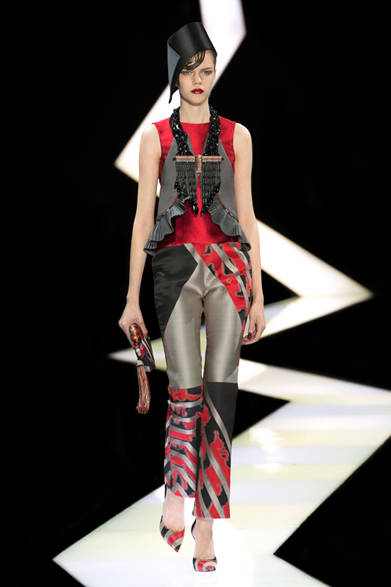 <strong>Armani Privé｜アルマーニ プリヴェ</strong>　2013年春夏オートクチュール コレクション