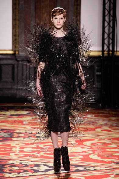 <strong>Iris Van Herpen ｜イリス ヴァン ヘルペン</strong>　2013年春夏オートクチュール コレクション