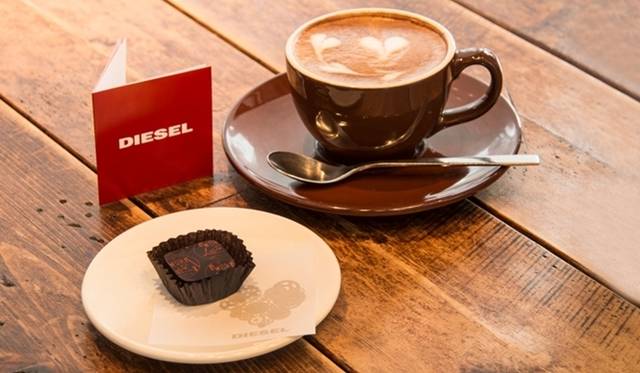 　「’WORK with LOVE’ ティンボックス」