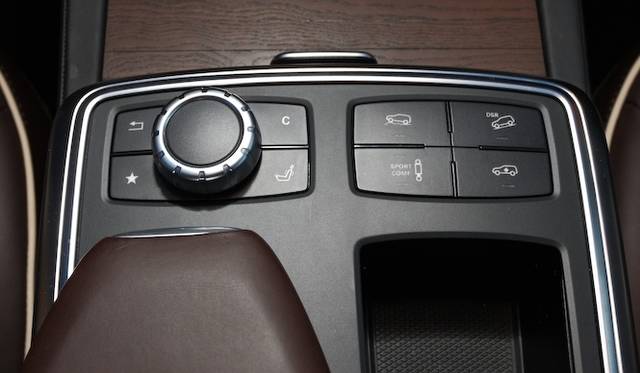 <strong>Mercedes-Benz GL 500 4MATIC BlueEFFICIENCY｜<br />メルセデス・ベンツ GL 500 4マチック ブルーエフィシエンシー</strong>