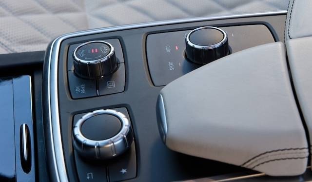 <strong>Mercedes-Benz GL 500 4MATIC BlueEFFICIENCY｜<br />メルセデス・ベンツ GL 500 4マチック ブルーエフィシエンシー</strong>