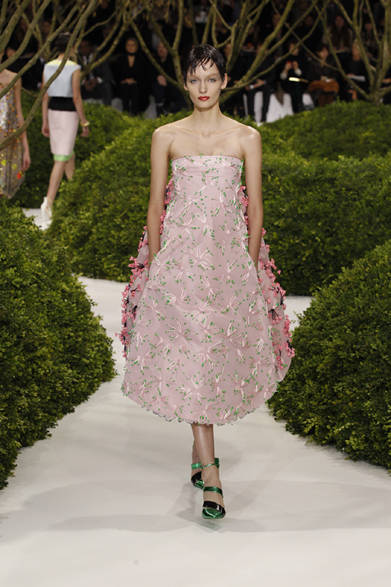 <strong>Dior｜ディオール</strong>　 2013年春夏オートクチュールコレクション