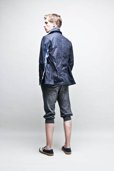 <strong>☆AYUITE☆｜アユ☆イテ</strong>　2013春夏コレクション　ラグ切り替えカバーオール4万4100円、デニムジャージパンツ3万1500円