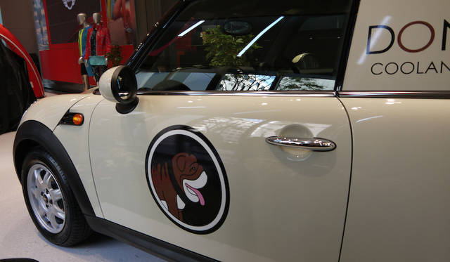 このミニ クラブバンはDogエディションとよばれる