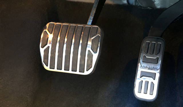 <strong>Jaguar XKR Coupe｜ジャガー XKR クーペ</strong>