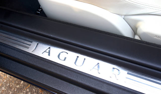 <strong>Jaguar XKR Coupe｜ジャガー XKR クーペ</strong>