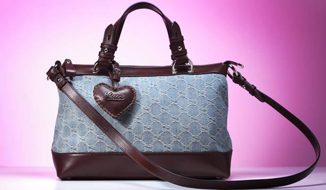 <strong>GUCCI｜グッチ</strong>　トップハンドルバッグ「VALENTAINE」[W33×H23×D16cm]　 18万4800円