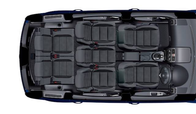 <strong>Volkswagen Golf Touran｜フォルクスワーゲン ゴルフ トゥーラン</strong><br />写真は従来型