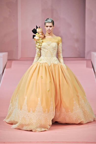 <strong>Alexis Mabille｜アレクシス マビーユ</strong>　2013年春夏オートクチュール コレクション