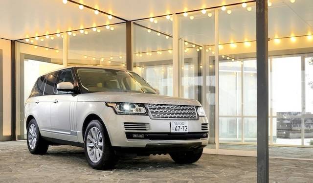 01_range_rover_665 <strong>Land Rover Range Rover 5.0 V8 VOGUE|<br />ランドローバー レンジローバー 5.0 V8 ヴォーグ</strong>