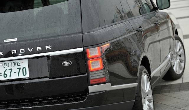 09_range_rover_665 <strong>Land Rover Range Rover 5.0 V8 SUPERCHARGED VOGUE|<br />ランドローバー レンジローバー 5.0 V8 スーパーチャージド ヴォーグ</strong>