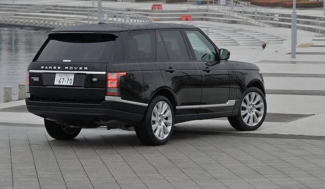 <strong>Land Rover Range Rover 5.0 V8 SUPERCHARGED VOGUE｜<br />ランドローバー レンジローバー 5.0 V8 スーパーチャージド ヴォーグ</strong>