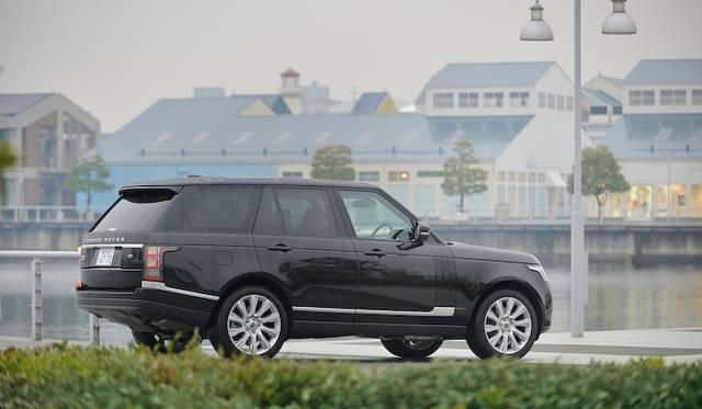 <strong>Land Rover Range Rover 5.0 V8 SUPERCHARGED VOGUE｜<br />ランドローバー レンジローバー 5.0 V8 スーパーチャージド ヴォーグ</strong>