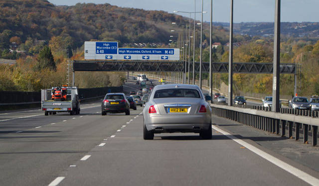 <strong>伝統と革新の英国ロイヤル文化を巡る旅</strong>　