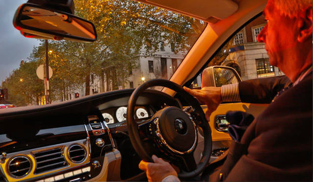 <strong>伝統と革新の英国ロイヤル文化を巡る旅</strong>　